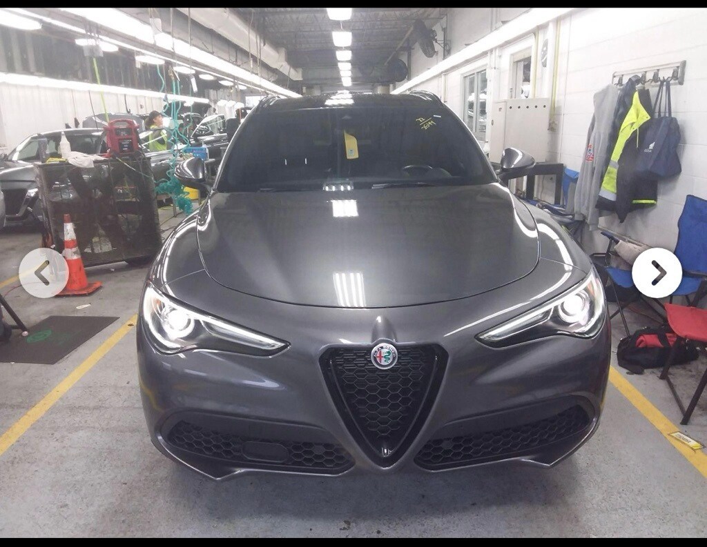 2022 Alfa Romeo Stelvio Sprint photo 3