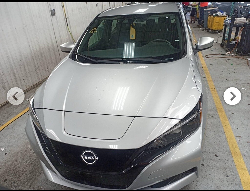2023 Nissan Leaf S photo 3