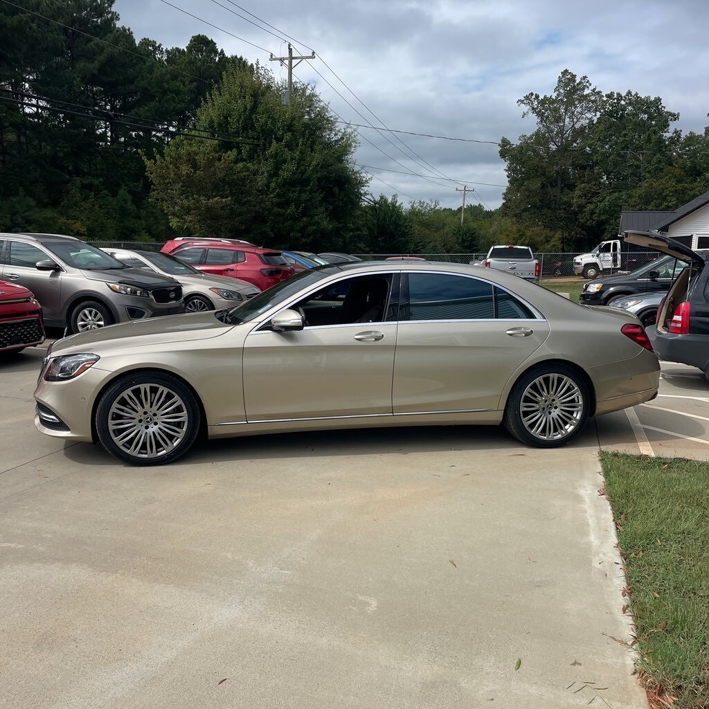 2020 Mercedes Benz S 560 photo 2
