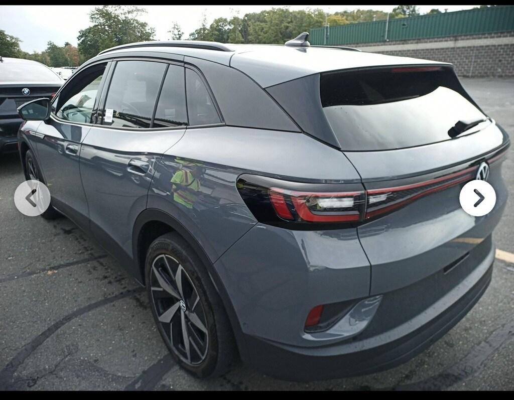 2023 Volkswagen ID.4 Pro S photo 3