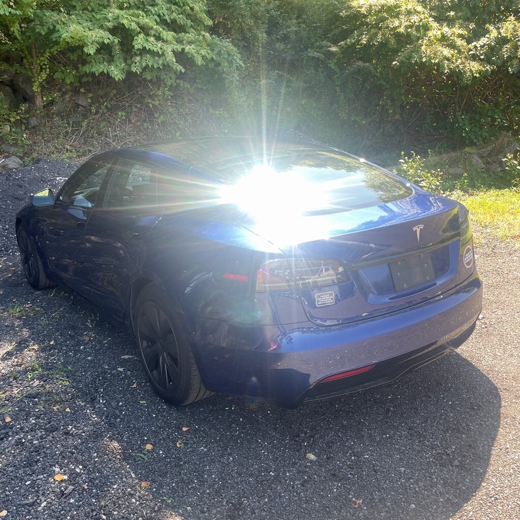 2022 Tesla Model S photo 3