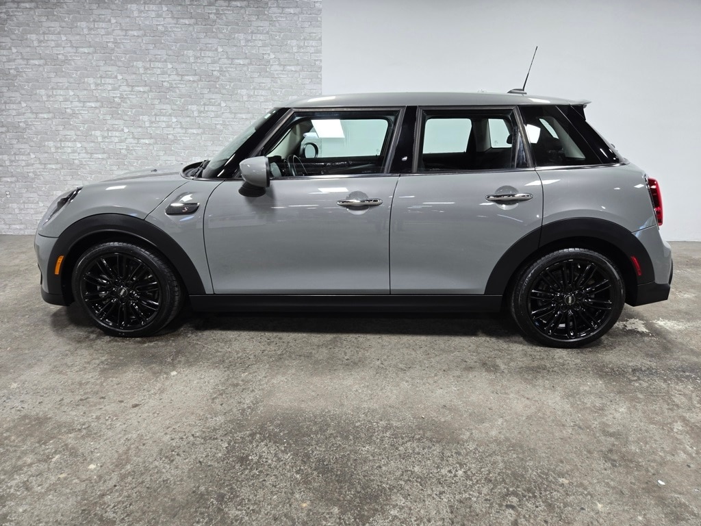 Used 2023 MINI Cooper S Signature Hatchback