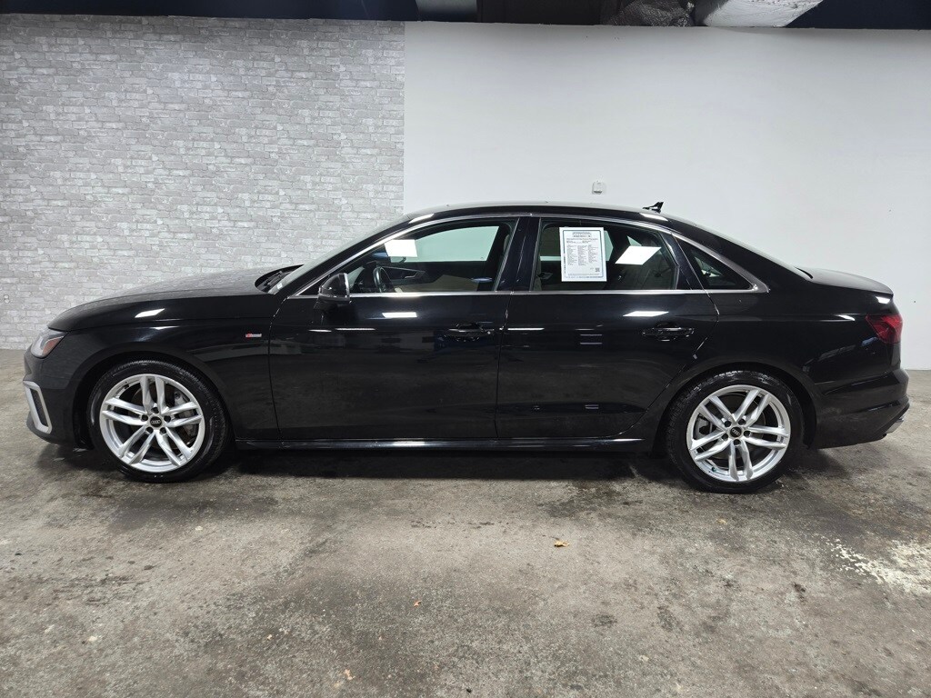 2023 Audi A4 45 S line Premium Plus photo 2