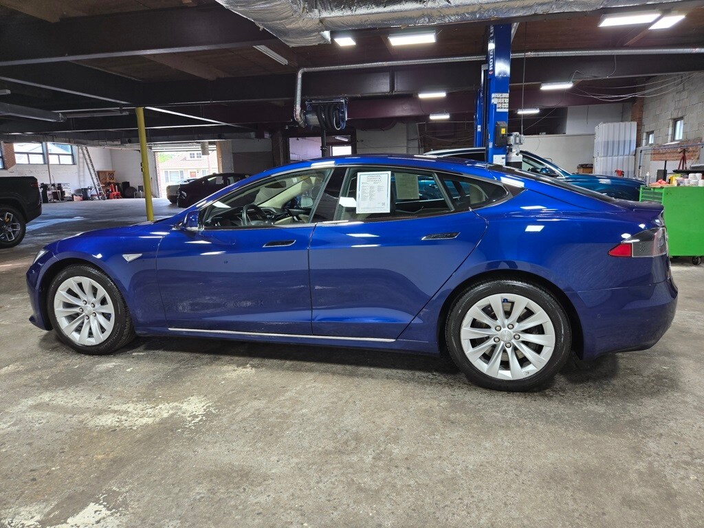 2016 Tesla Model S 75 photo 2