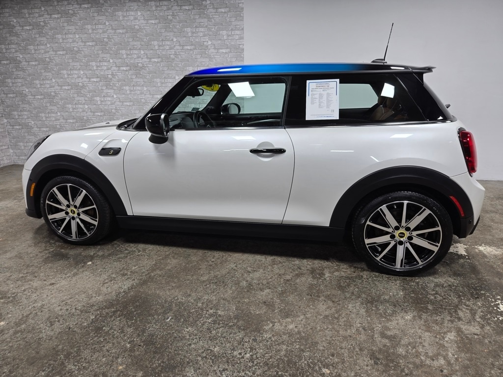 Used 2024 MINI Cooper SE Electric Iconic Hatchback