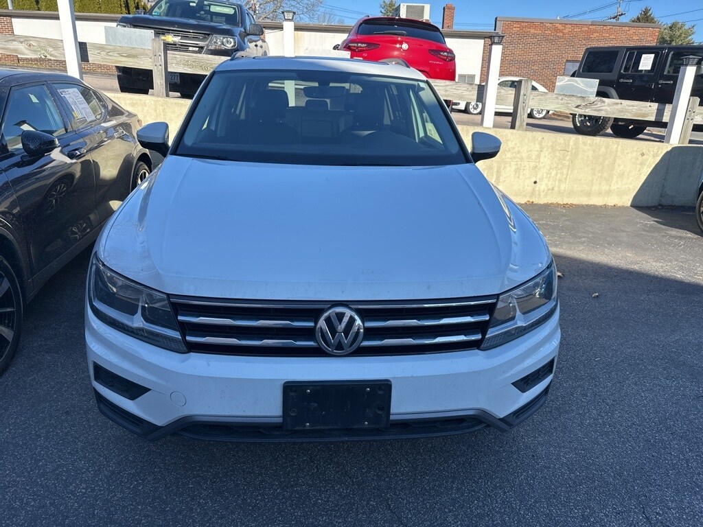 Used 2020 Volkswagen Tiguan 2.0T SE SUV