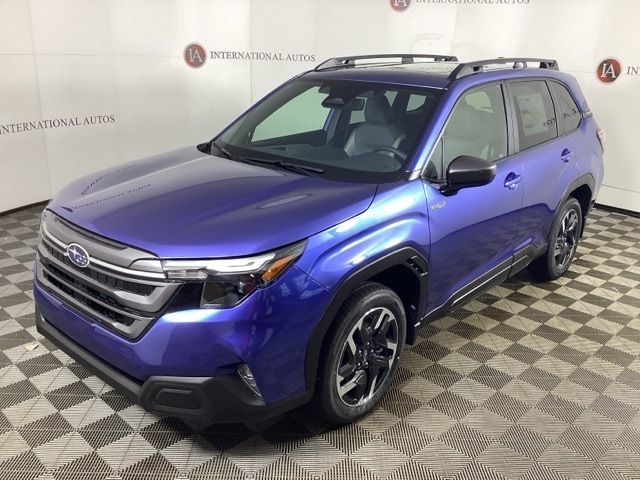 2025 Subaru Forester Premium's photo