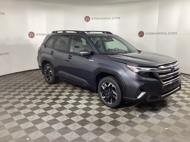 2025 Subaru Forester Limited photo 3