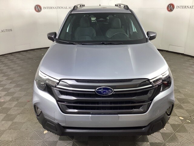 2026 Subaru Forester Premium Base photo 2