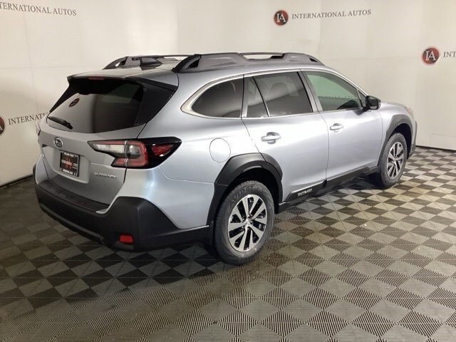 2025 Subaru Outback Premium photo 4