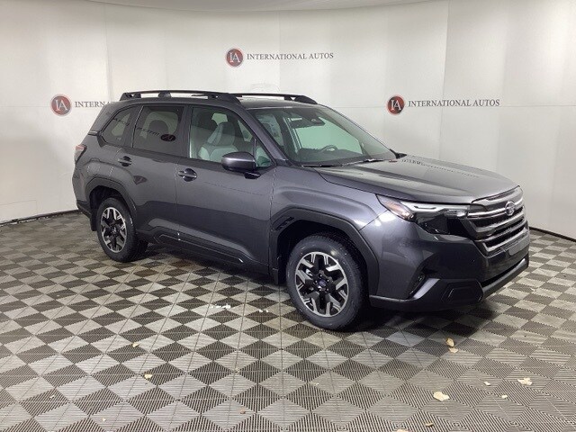 2026 Subaru Forester Premium photo 3