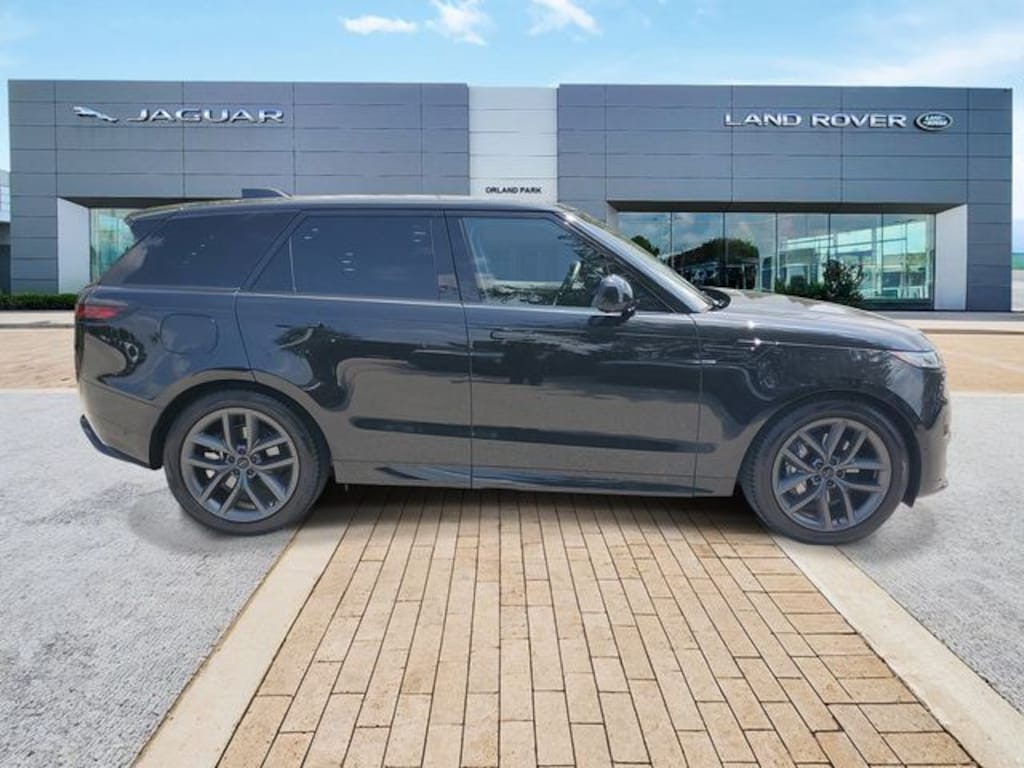 Used 2026 Land Rover Range Rover Sport Dynamic SE SUV