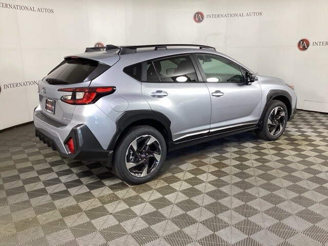 2025 Subaru Crosstrek Limited photo 2