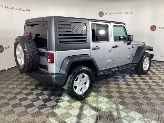 2018 Jeep Wrangler Unlimited Sport photo 4