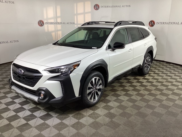 2025 Subaru Outback Limited's photo