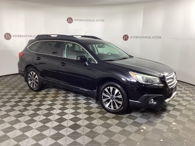 2015 Subaru Outback 2.5i Limited photo 2