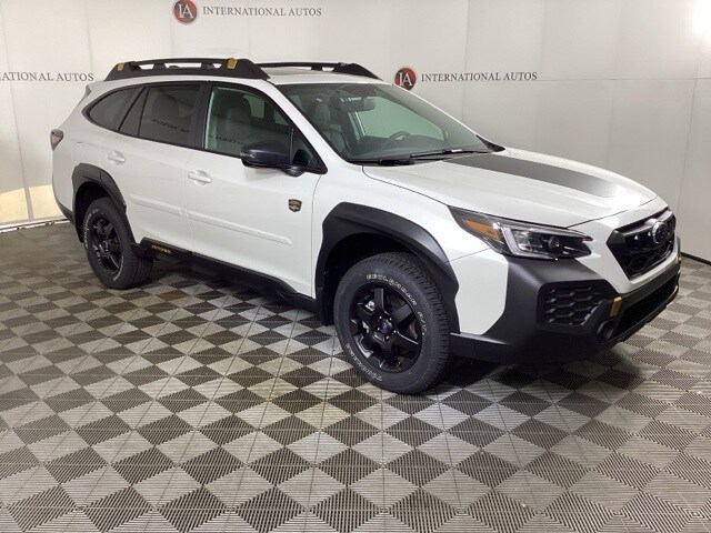 2025 Subaru Outback Wilderness photo 2