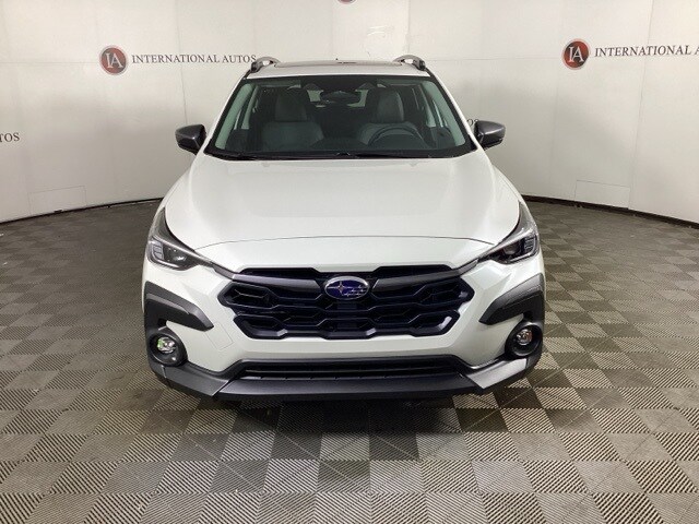 2025 Subaru Crosstrek Limited photo 2