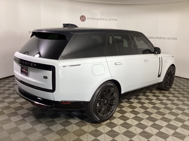 Used 2022 Land Rover New Range Rover SE with VIN SALKP9FU1NA002482 for sale in Tinley Park, IL