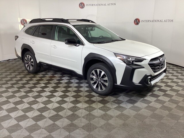 2025 Subaru Outback Limited XT photo 2