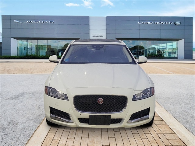 Used 2016 Jaguar XF Prestige with VIN SAJBK4BV9GCY19361 for sale in Tinley Park, IL