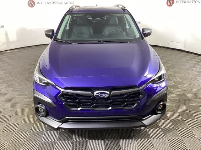 2025 Subaru Crosstrek Limited photo 2