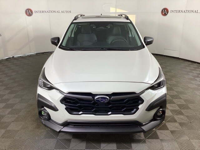 2025 Subaru Crosstrek Limited photo 2