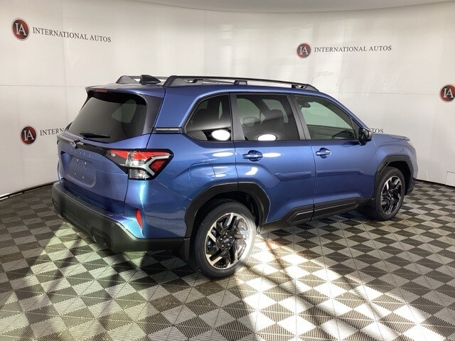 2025 Subaru Forester Limited photo 2