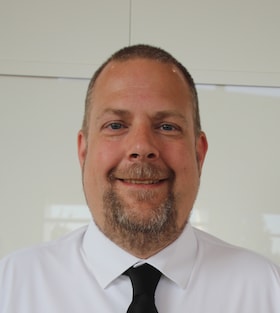 Staff member Ken Mintz from f9b41fc3890d