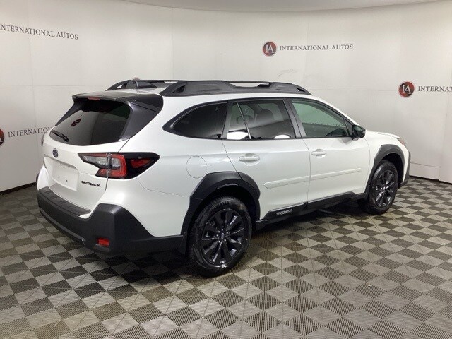2025 Subaru Outback Onyx Edition photo 4