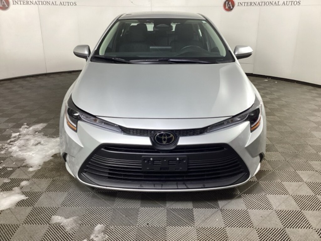 Used 2025 Toyota Corolla LE Sedan