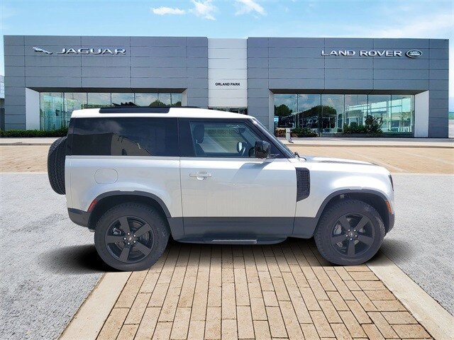 2021 Land Rover Defender 90 1st Edition photo 4