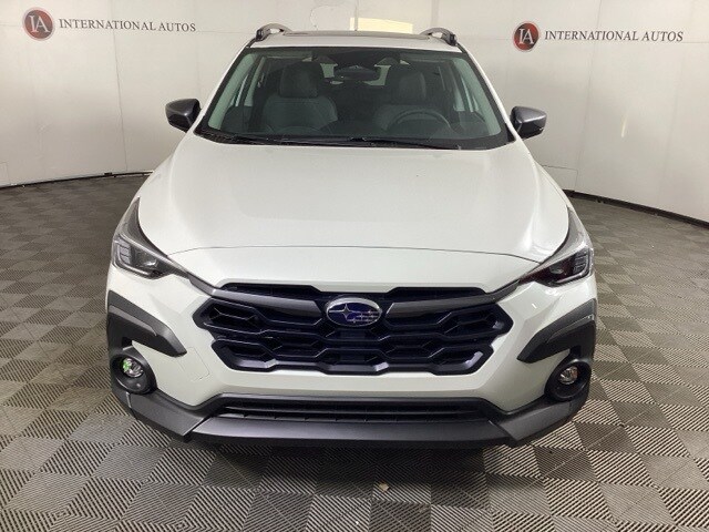 2025 Subaru Crosstrek Limited photo 2