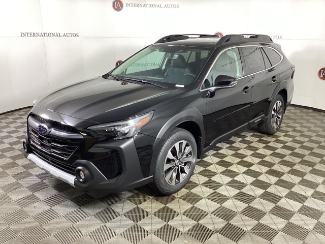 2025 Subaru Outback Limited's photo