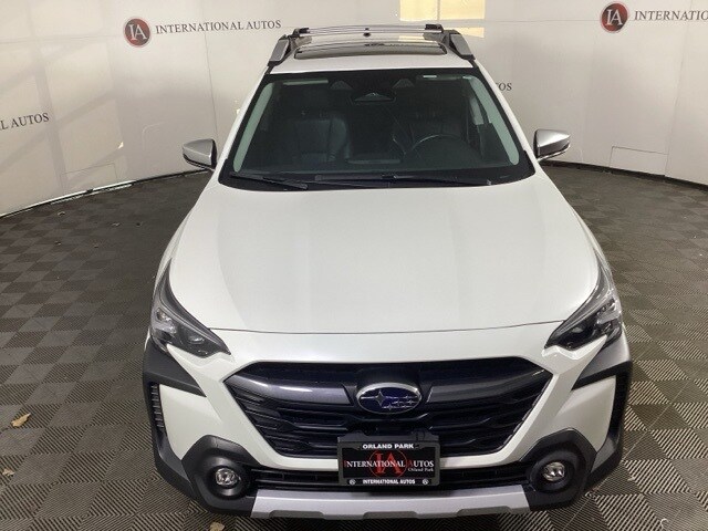 2023 Subaru Outback Touring XT photo 2