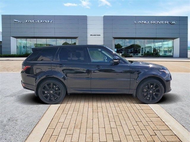 2022 Land Rover Range Rover Sport HSE Silver Edition photo 3