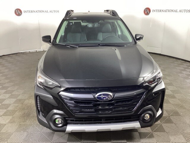 2025 Subaru Outback Limited photo 2