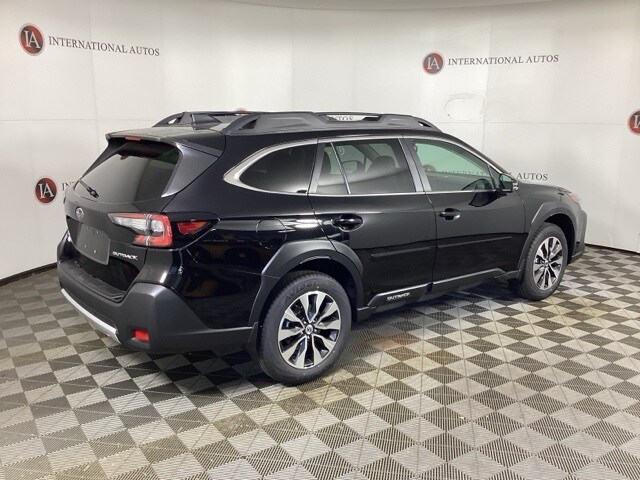2025 Subaru Outback Limited photo 4