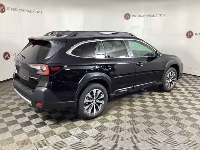 2025 Subaru Outback Limited photo 4