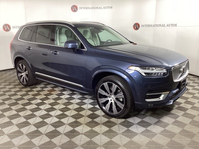 2021 Volvo XC90 T6 Inscription photo 3