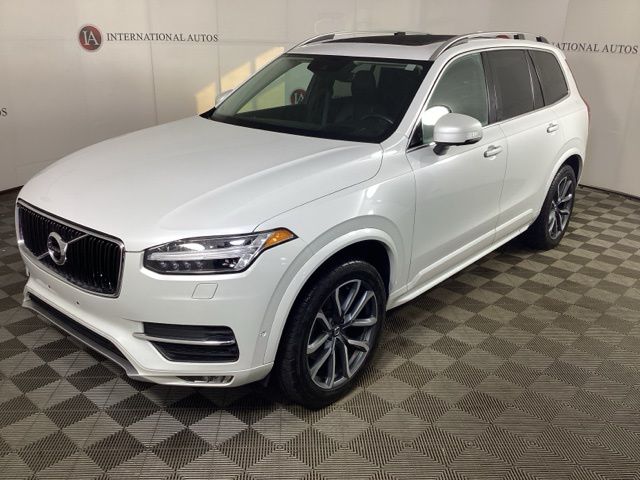 2019 Volvo XC90 Momentum