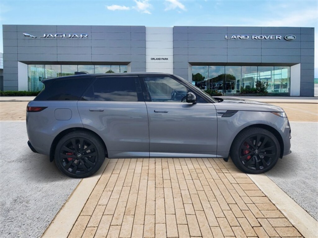 Used 2025 Land Rover Range Rover Sport Plug-in Hybrid Dynamic SE SUV
