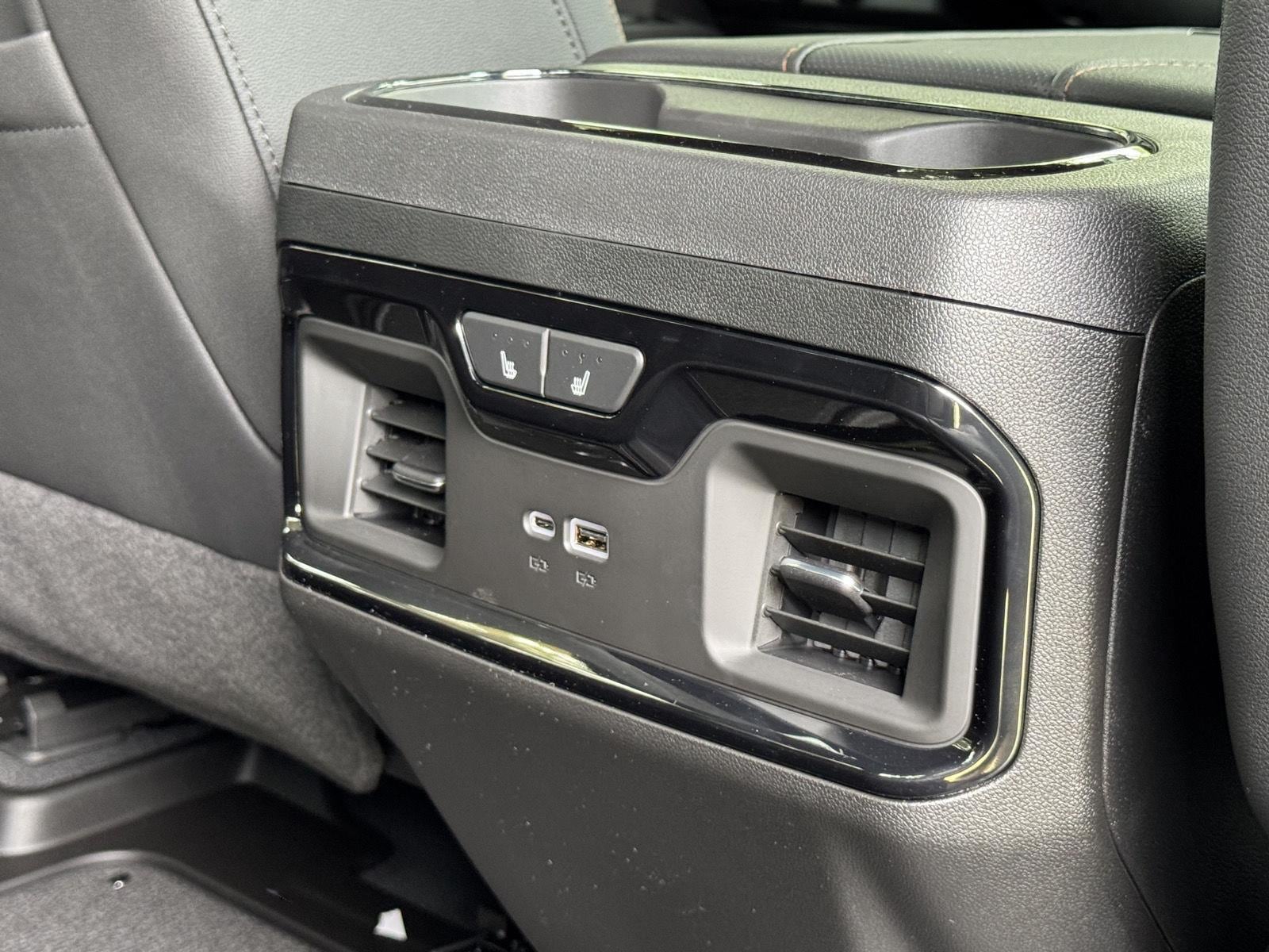 2026 GMC Sierra 2500HD AT4 - Photo 27