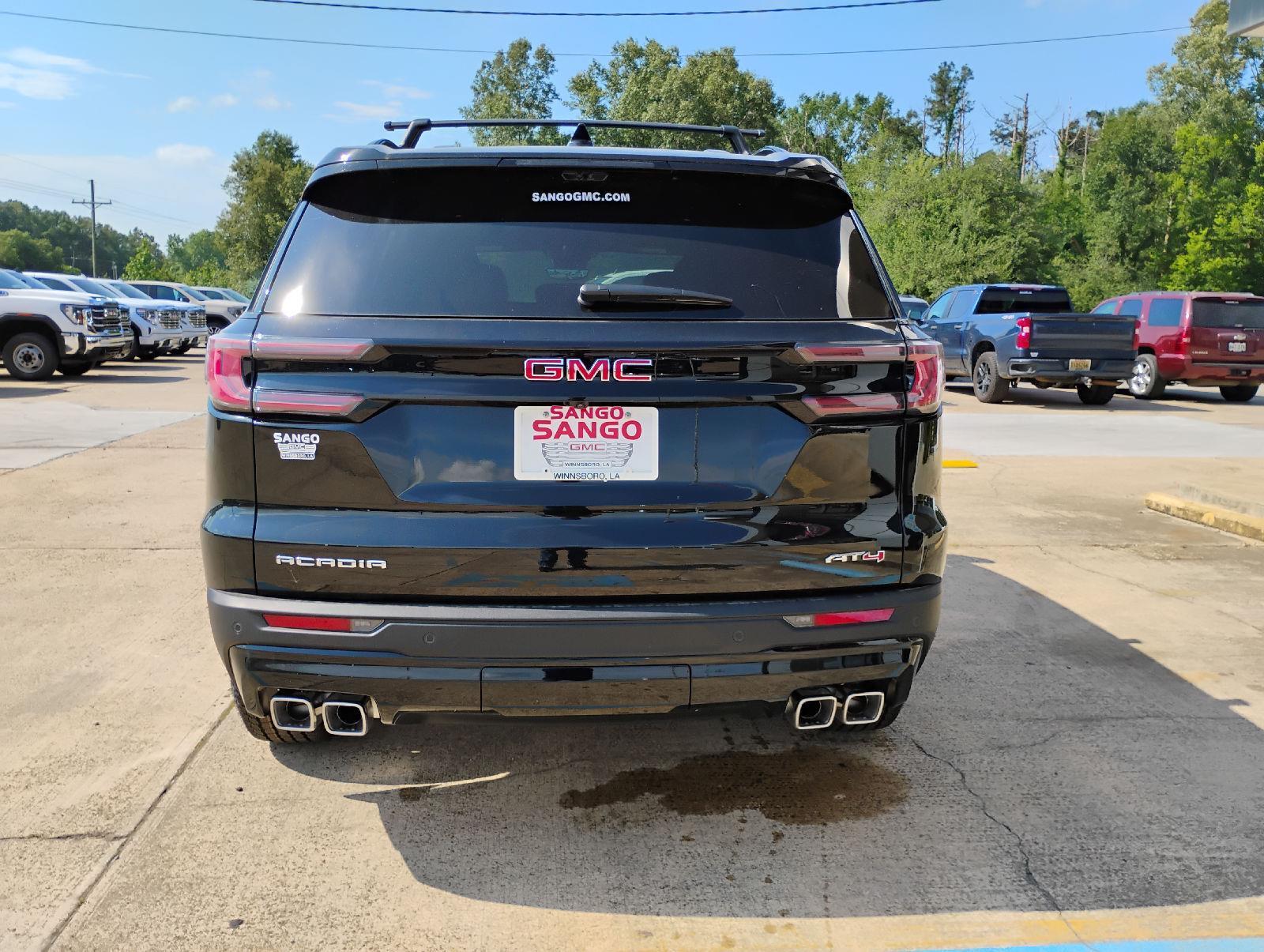 2026 GMC Acadia AT4 - Photo 9