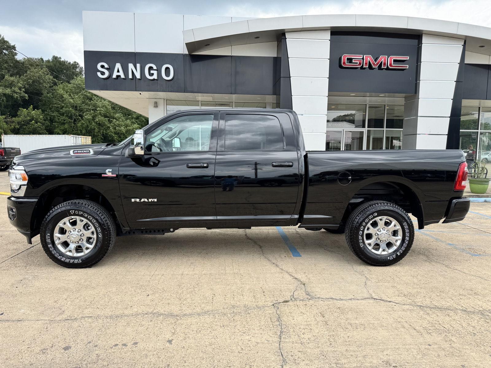 2024 Ram 2500 Laramie photo 3