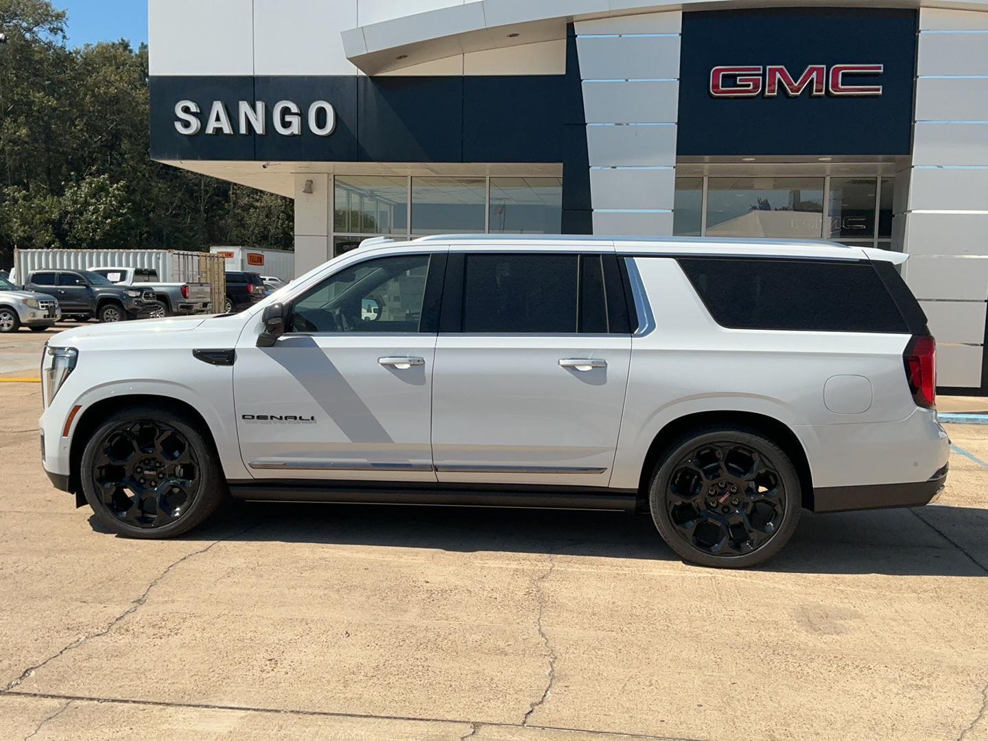 2026 GMC Yukon XL Denali Ultimate SUV