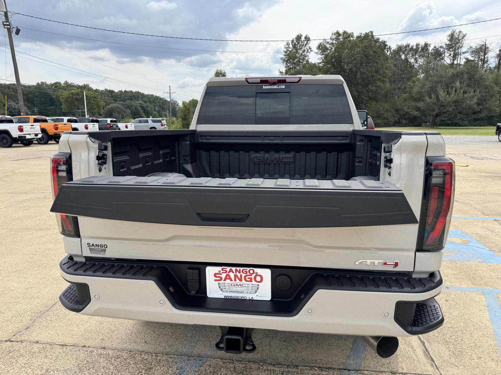2026 GMC Sierra 2500HD AT4 - Photo 32