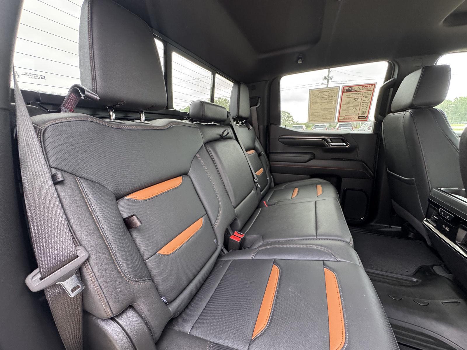 2024 GMC Sierra 1500 AT4 - Photo 12
