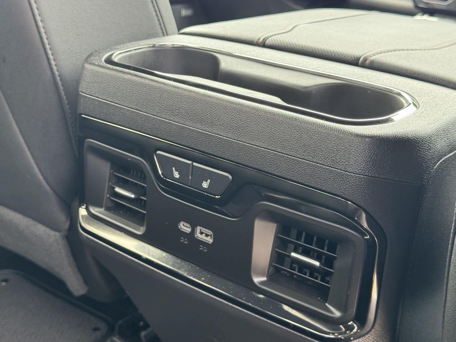 2024 GMC Sierra 1500 AT4 - Photo 17