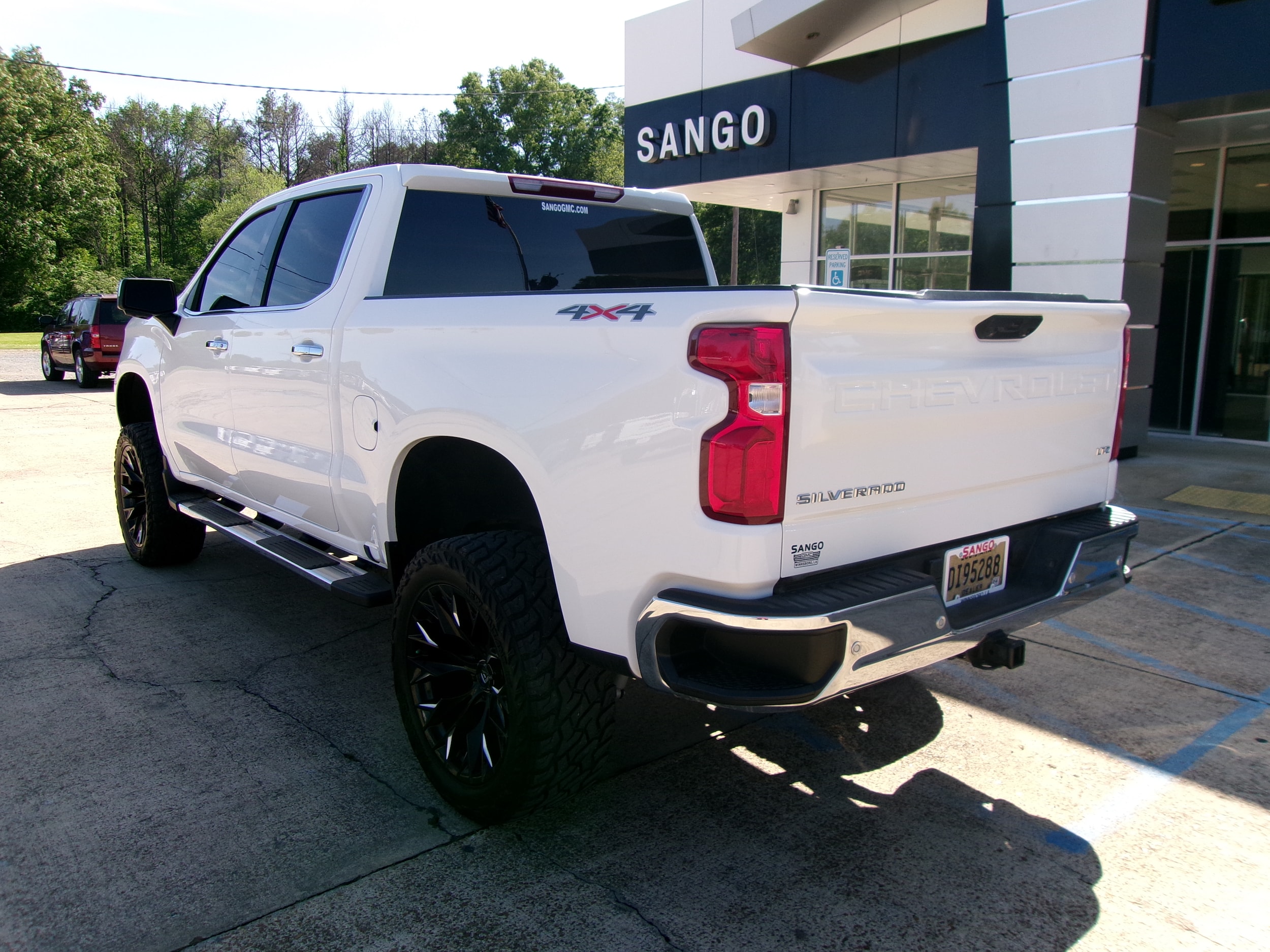 Used 2023 Chevrolet Silverado 1500 LTZ with VIN 2GCUDGED4P1101468 for sale in Winnsboro, LA